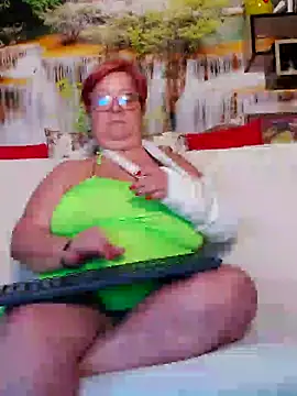 QueenPammy1 online show from 02-25-25, 01:06