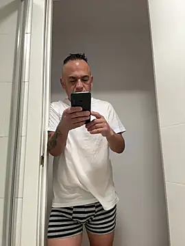 mateocali25 online show from 05-16-26, 12:59