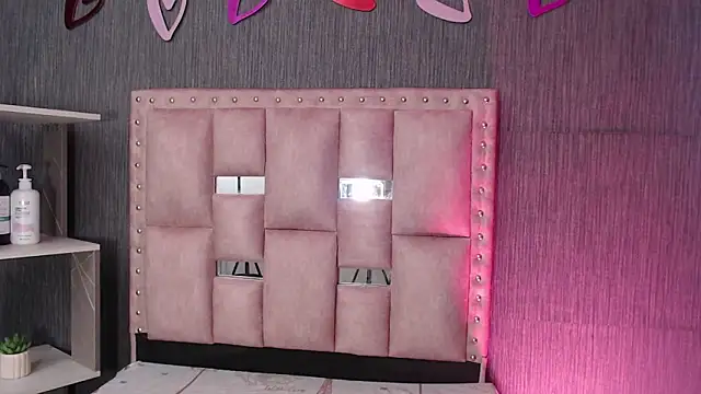 Thalia anderson online show from 02-26-26, 03:44