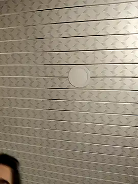 Snapshot of Elowyn chatting on 02-15-26, 01:46 Elowyn online show from 02-15-26, 01:46