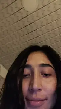 Snapshot of Elowyn chatting on 02-20-26, 06:26 Elowyn online show from 02-20-26, 06:26