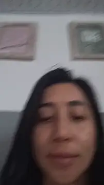 Snapshot of Elowyn chatting on 02-21-26, 05:47 Elowyn online show from 02-21-26, 05:47