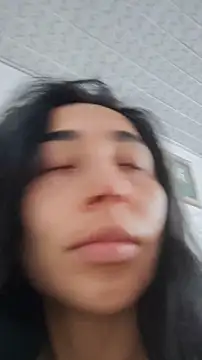 Snapshot of Elowyn chatting on 02-22-26, 03:32 Elowyn online show from 02-22-26, 03:32