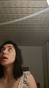 Snapshot of Elowyn chatting on 03-13-26, 01:12 Elowyn online show from 03-13-26, 01:12