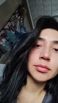 Snapshot of Elowyn chatting on 03-15-26, 08:04 Elowyn online show from 03-15-26, 08:04