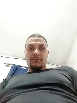 Snapshot of calfran chatting on 05-30-26, 05:48 calfran online show from 05-30-26, 05:48