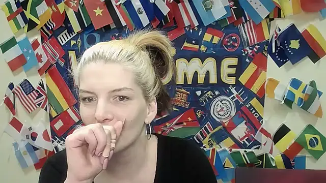 VanessaRey  online show from 03-26-26, 06:24