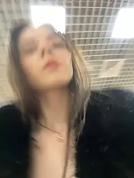 MilaBee online show from 02-08-26, 11:13