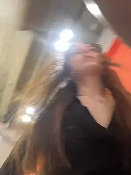 MilaBee online show from 03-15-26, 11:27