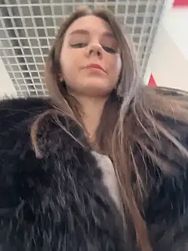 MilaBee online show from 03-17-26, 07:55