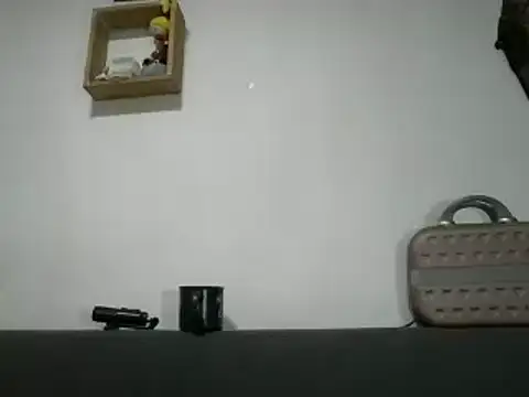 Amadamilf1980 online show from 05-13-26, 04:04