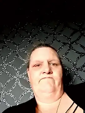 MissQueenBeex online show from 03-20-26, 11:59