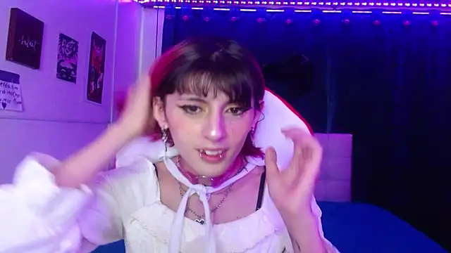 goth minerva online show from 10-28-25, 01:36