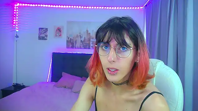 goth minerva online show from 04-15-26, 02:02