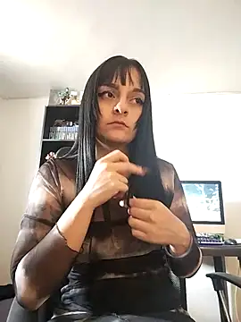 KARINNA  RAVEN online show from 11-23-25, 07:24