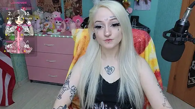 Manuela unicorn online show from 05-17-26, 08:49