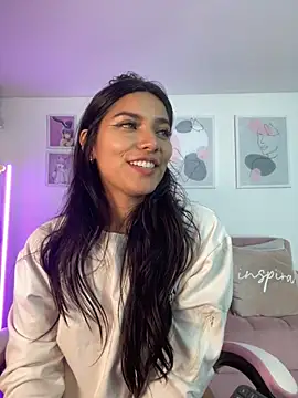 Snapshot of ariana_bae_ chatting on 03-20-25, 01:35 ariana bae online show from 03-20-25, 01:35