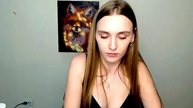 Doll Angelina online show from 05-16-26, 06:32