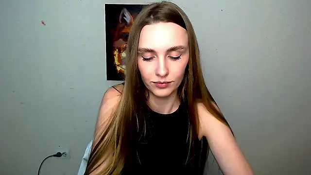 Doll Angelina online show from 05-29-26, 06:11