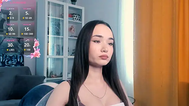 Lillllos online show from 11-21-25, 05:06