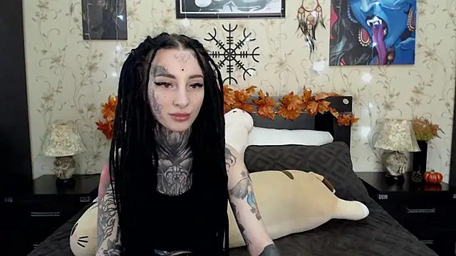 Snapshot of Velvetbat chatting on 10-02-25, 06:53 Velvetbat online show from 10-02-25, 06:53