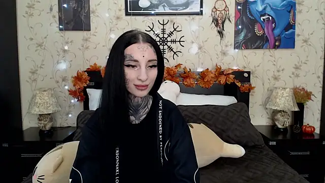 Snapshot of Velvetbat chatting on 10-07-25, 07:05 Velvetbat online show from 10-07-25, 07:05