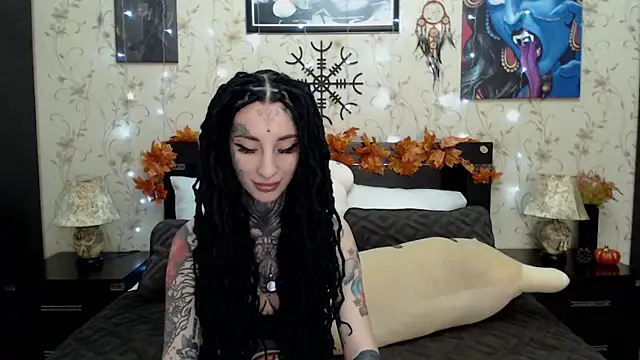 Snapshot of Velvetbat chatting on 10-10-25, 07:07 Velvetbat online show from 10-10-25, 07:07