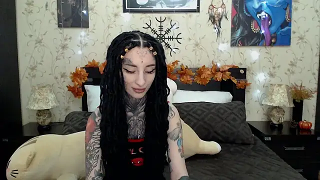 Snapshot of Velvetbat chatting on 10-19-25, 07:09 Velvetbat online show from 10-19-25, 07:09