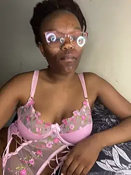 YummyMelanin117 online show from 01-13-26, 10:59