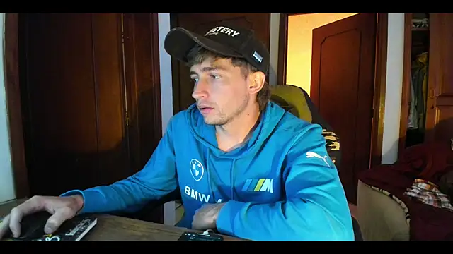 laurent 01 online show from 09-25-25, 02:10