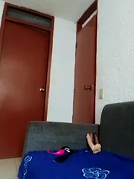 dulcewitch online show from 10-28-25, 02:09