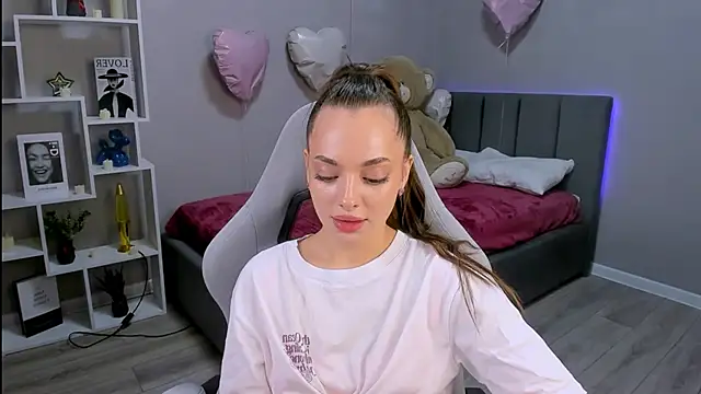 MelanieAlves online show from 03-27-26, 02:28