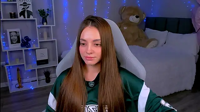 MelanieAlves online show from 04-18-26, 08:20