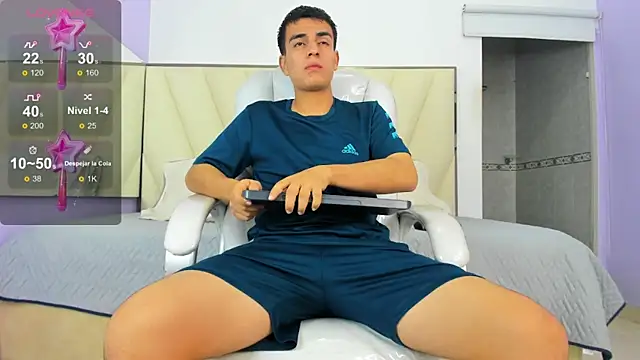 Hotboy21  online show from 12-21-25, 03:35