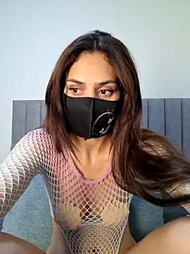 Assil sexy online show from 06-17-26, 10:21