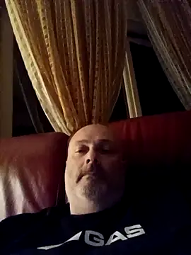 Alexis Bull online show from 03-11-26, 11:44