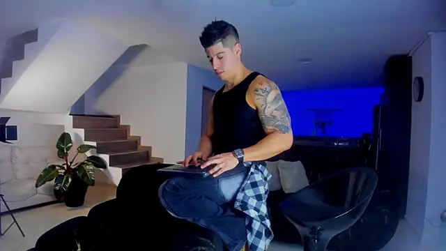 Lukas Green online show from 03-21-26, 01:10