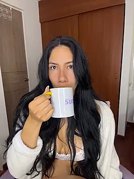 ArianaReynoldss online show from 03-03-26, 10:21