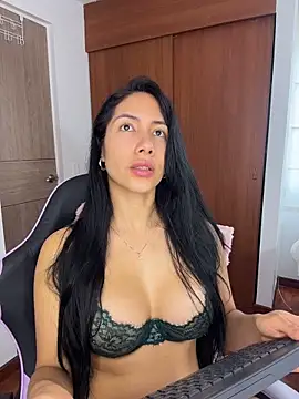 ArianaReynoldss online show from 04-21-26, 07:28