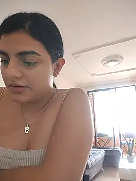 carlafox05 online show from 02-08-26, 05:16