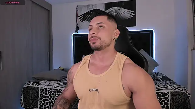 santi aesthetic online show from 06-05-26, 04:08