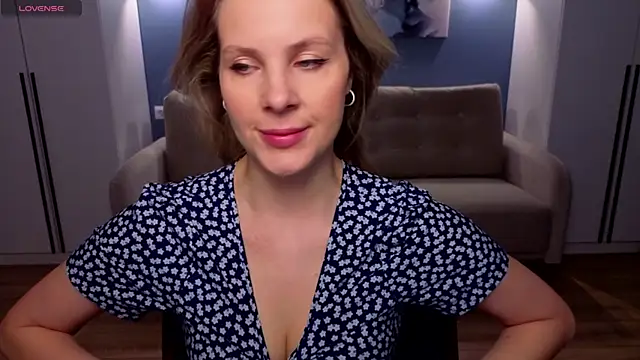 MelanieBennett online show from 04-19-26, 06:02