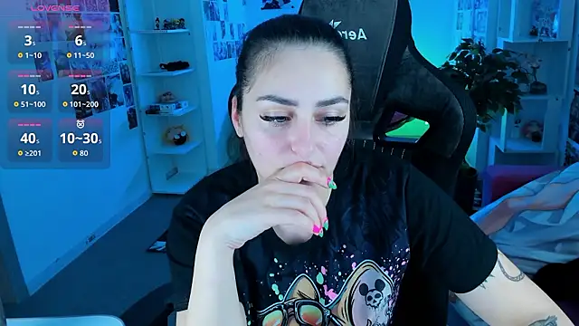 ValeriiMills online show from 03-26-26, 10:04