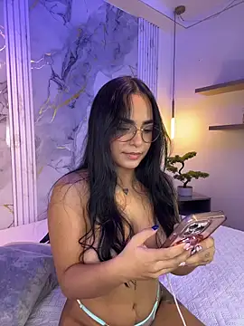 Lenna s online show from 06-03-26, 10:04