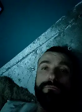 lucka1234 online show from 04-10-26, 07:40