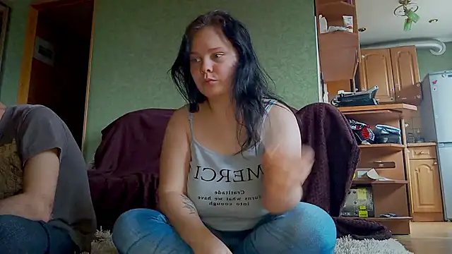 SweetPiggyx online show from 04-14-26, 09:59