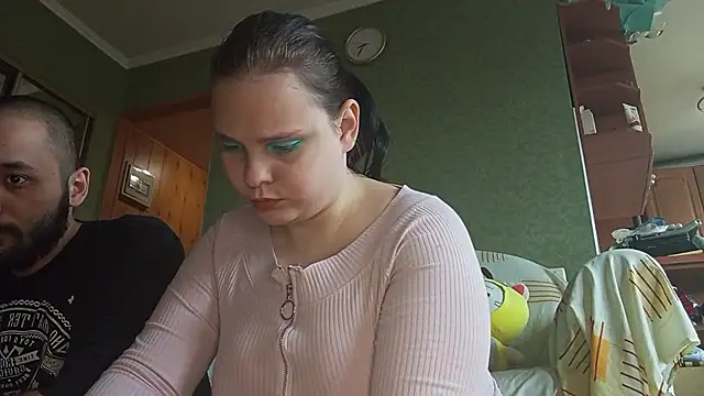 SweetPiggyx online show from 04-23-26, 12:29