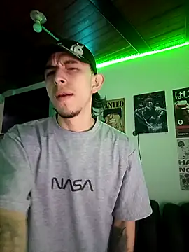 Chris  Jones online show from 04-11-26, 10:25