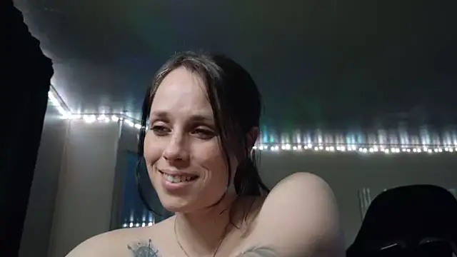 mavismable online show from 04-10-26, 03:45