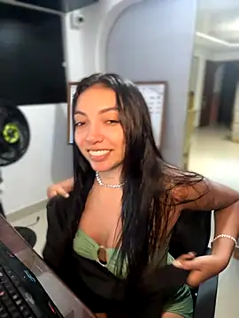 Snapshot of ImAshley1 chatting on 09-16-25, 12:00 ImAshley1 online show from 09-16-25, 12:00